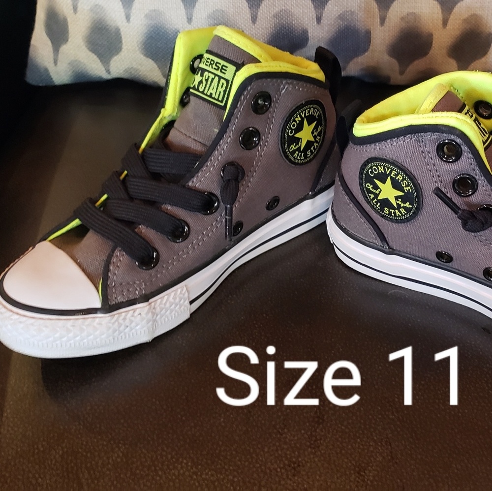 Converse Boys Size 11